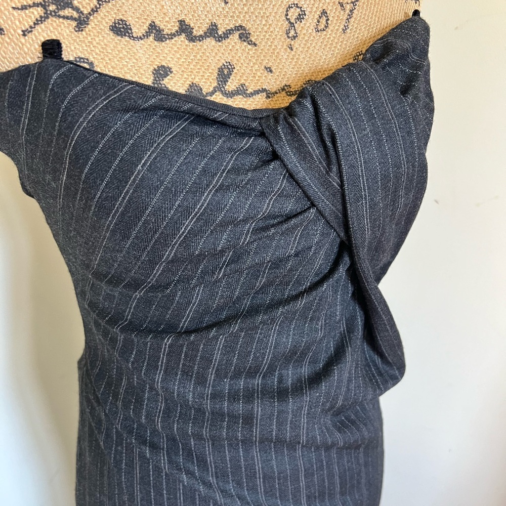 🖤SOLD🖤 Dolce & Gabbana DRESS STRETCH PINSTRIPE BUILTIN CORSET size 40 US 4 - Picture 9 of 16